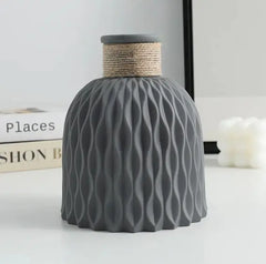 DIY Plastic Flower Vase